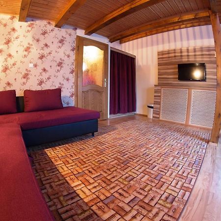 Egri Korona Borhaz Es Wellness Hotel Demjén المظهر الخارجي الصورة