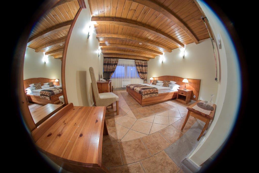 Egri Korona Borhaz Es Wellness Hotel Demjén الغرفة الصورة
